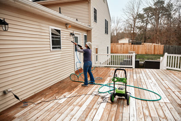 Best Deck Pressure Washing  in Woodsboro, MD